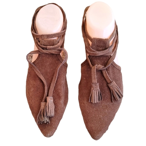 Zara Trafaluc - Suede Lace-up‎ Pointed Toe Flats - Picture 4 of 6